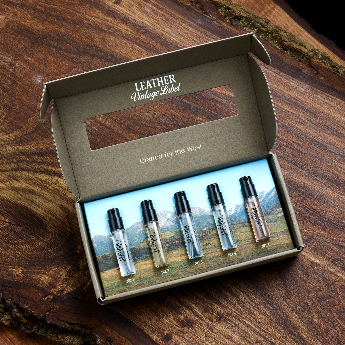 Leather Vintage Label Discovery Holiday Set