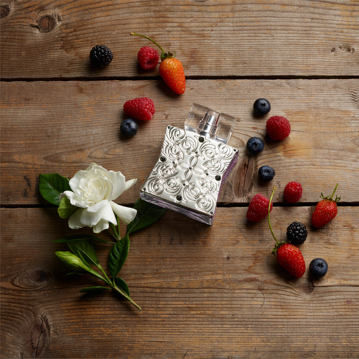 Lace Noir Perfume
