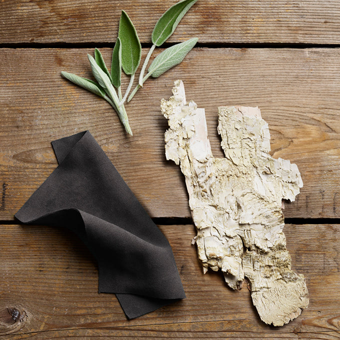 No. 2 Leather Vintage Label Small Batch Cologne 2mL Sample