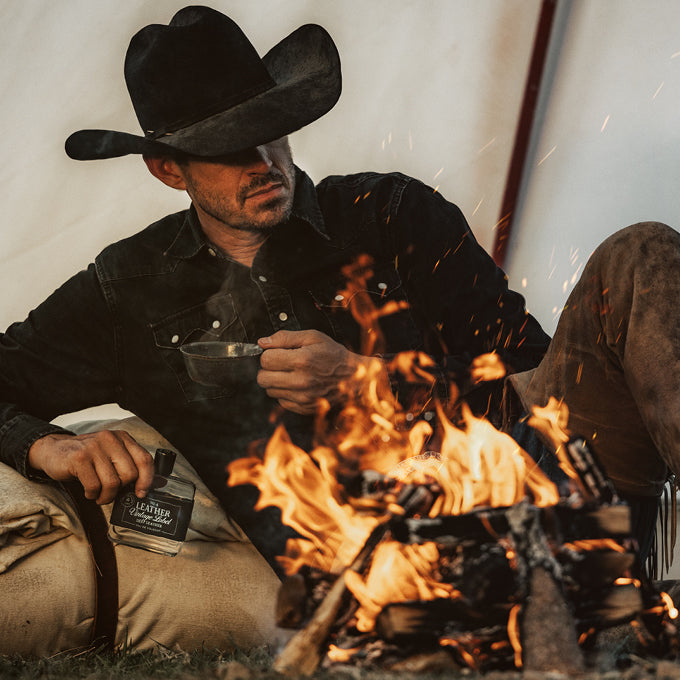 No. 4 Leather Vintage Label Deep Leather Cologne 2mL Sample