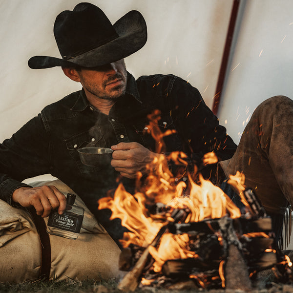 No. 4 Leather Vintage Label Deep Leather Cologne 2mL Sample